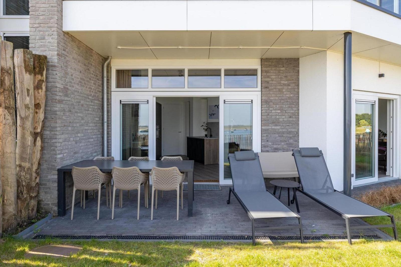 Appartement Vista Maris 'laguna House' - Havenweg 8-32 | Sint-annaland *