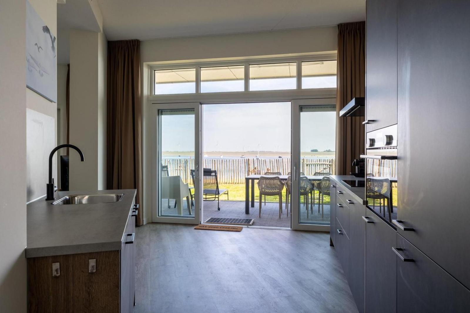 Vista Maris 'laguna House' - Havenweg 8-32 | Sint-annaland *