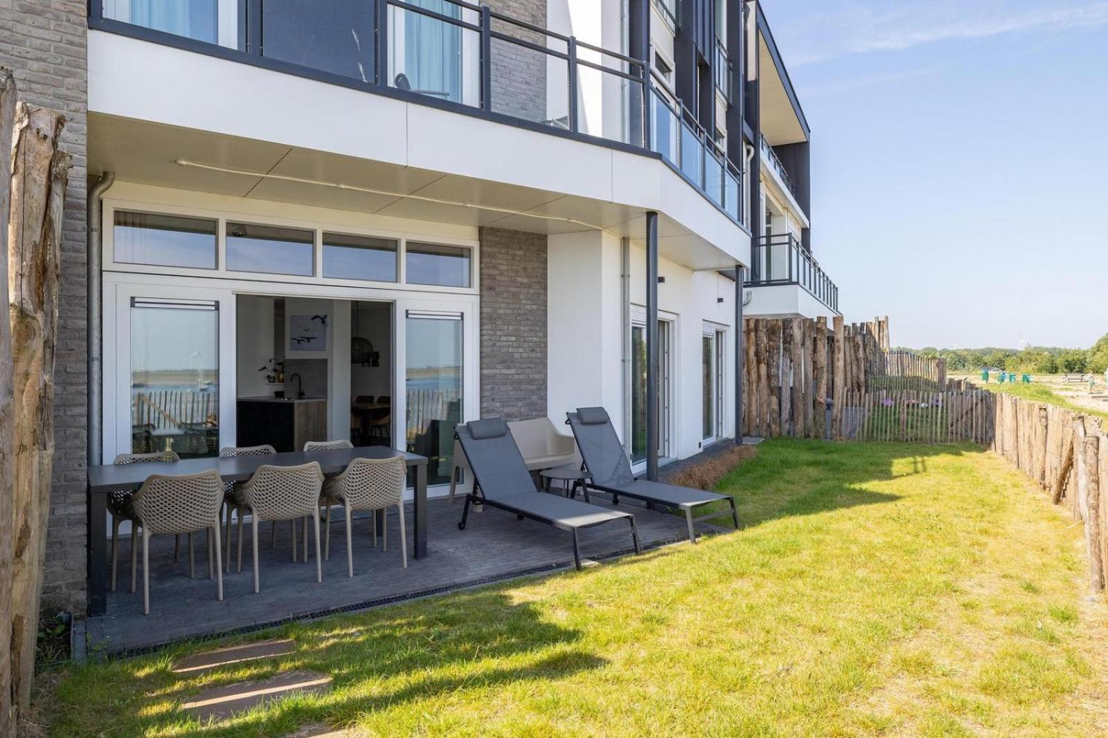Vista Maris 'laguna House' - Havenweg 8-32 | Sint-annaland Appartement *